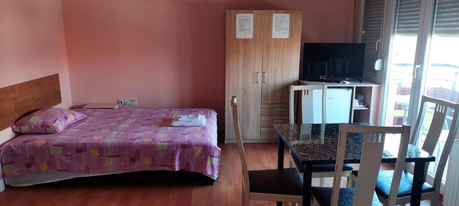 Guest House Trajkovic Ягодина Экстерьер фото