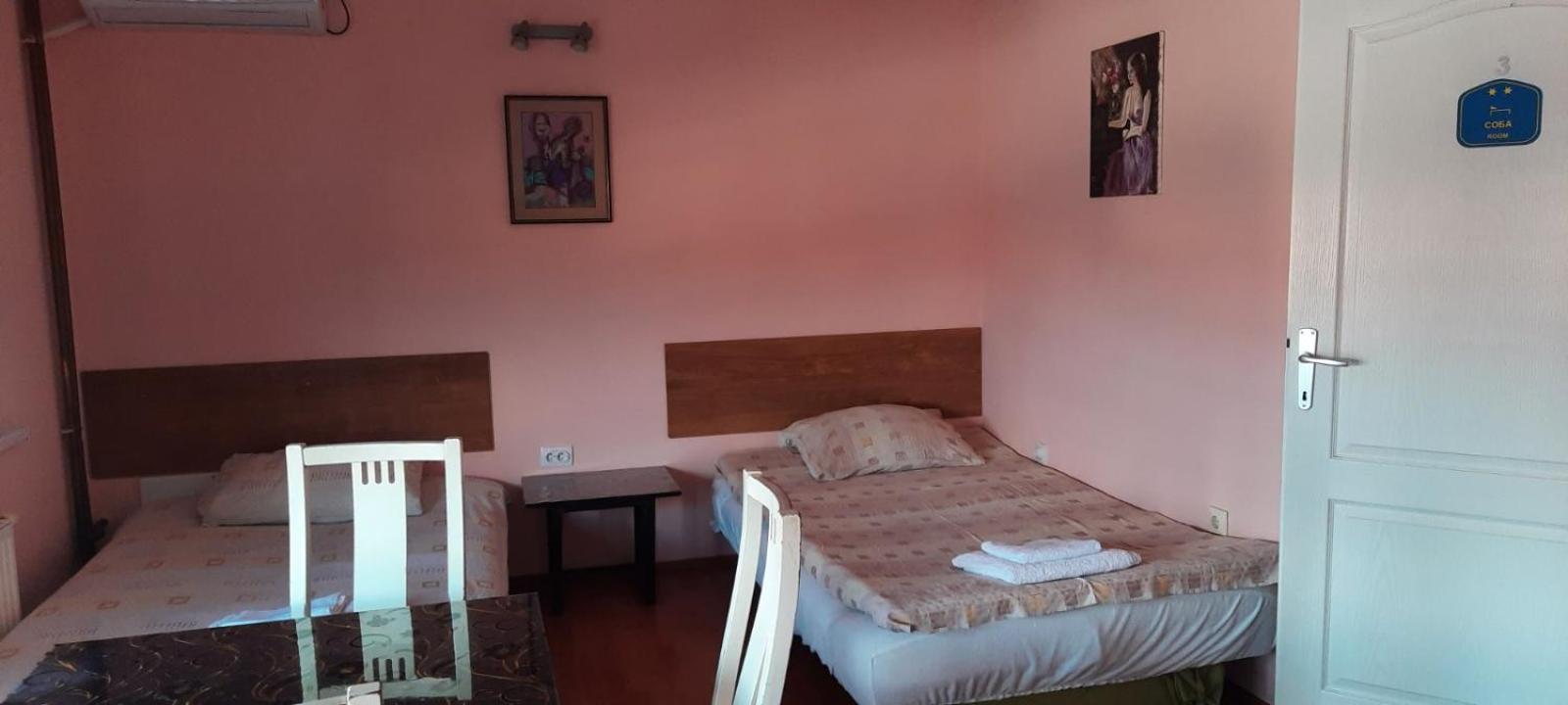 Guest House Trajkovic Ягодина Экстерьер фото